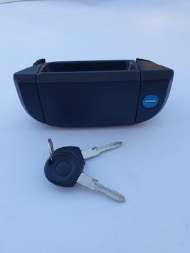 Ручка задніх дверей на розпашування Volkswagen Transporetr Т4 701827561 701827561 фото