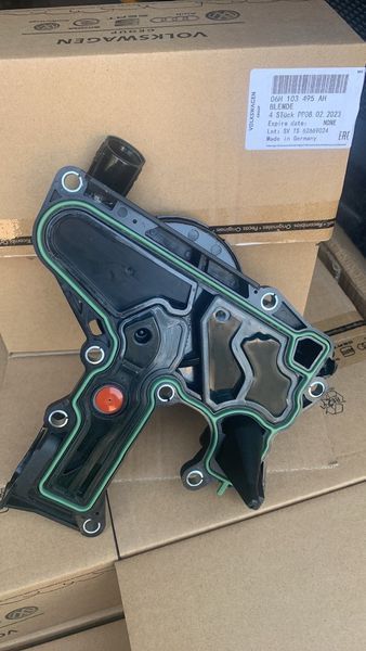 Олія сепаратор системи вентиляції картера Audi VW Skoda 1.8-2.0TFSi VAG 06H103495AH &nbsp;06h103495ah фото