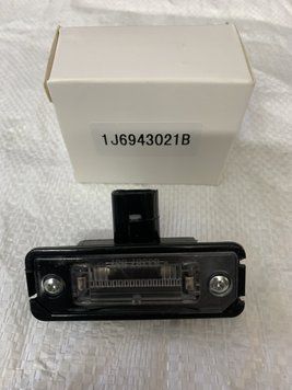 Ліхтар підсвічування номера на Volkswagen Golf / Bora / Jetta / Lupo 1J6943021B 1J6943021B фото