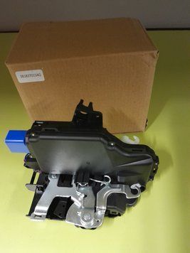Замок дверей лівий Skoda Fabia VW T5 VW Caddy3 VW Polo 3B1837015AQ 3B1837015AQ фото