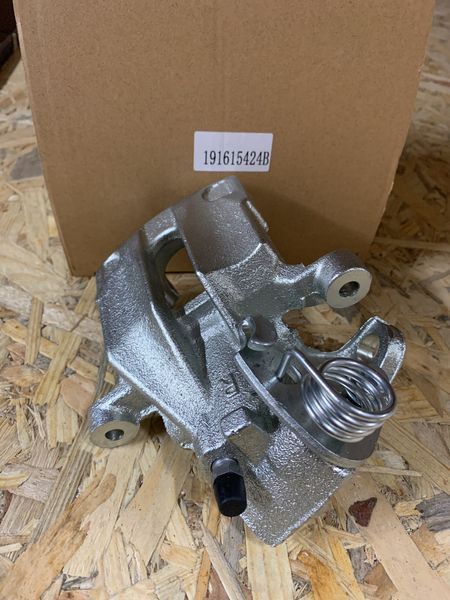 Суппорт гальмівний задній правий Volkswagen гольф Volkswagen Passat б3/б4 191615424B 191615424B фото