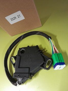 Датчик режимів роботи АКПП CITROEN C5 I; PEUGEOT 307; RENAULT LAGUNA II / MEGANE II / CLIO III 2529.27 2529.27 фото
