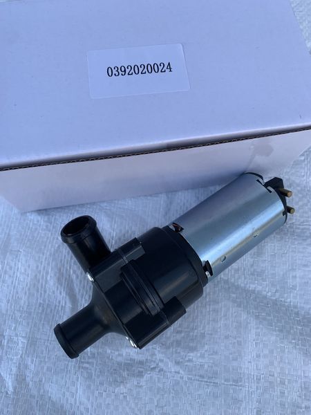 Насос системи охолодження додатковий MB Sprinter 901-905 1995-2006 0392020026 392020026 фото