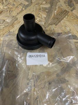 Клапан вентиляції картерних газів VW B-5/Golf 4 1.8 T SK Octavia/SuperB 1.8 T Topran 06A129101D 06A129101D фото