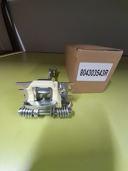 Обмежувач дверей передньої Renault Megane 3 2009>2013 804303543R 804303543R фото