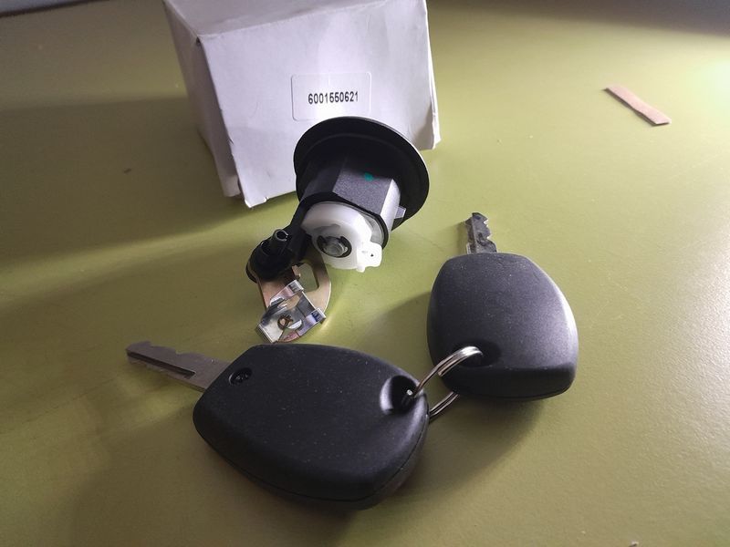 Личинка замка багажника Renault Logan 1 6001550621 6001550621 фото